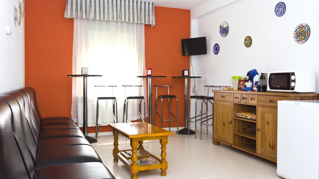 Hospedium Hostal Restaurante El Mirador De Атьєнса Екстер'єр фото